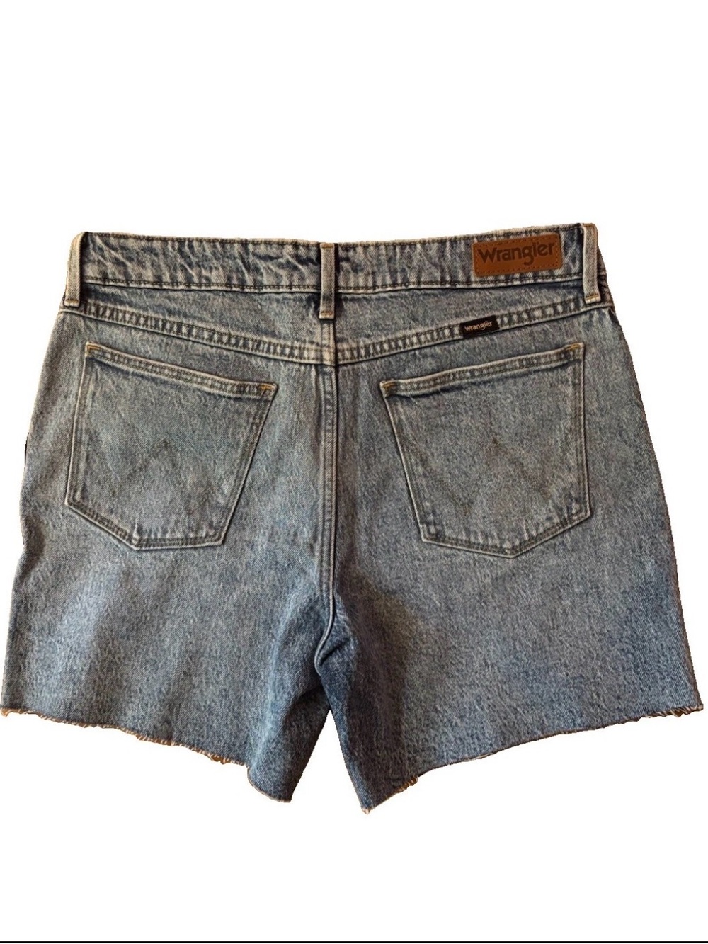 NWT Wrangler Roll Raw Hem Light Blue Washed Denim Shorts - 6/28 - Picture 7 of 8